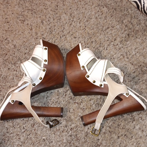 Wood heel platform sandals - Picture 4 of 4